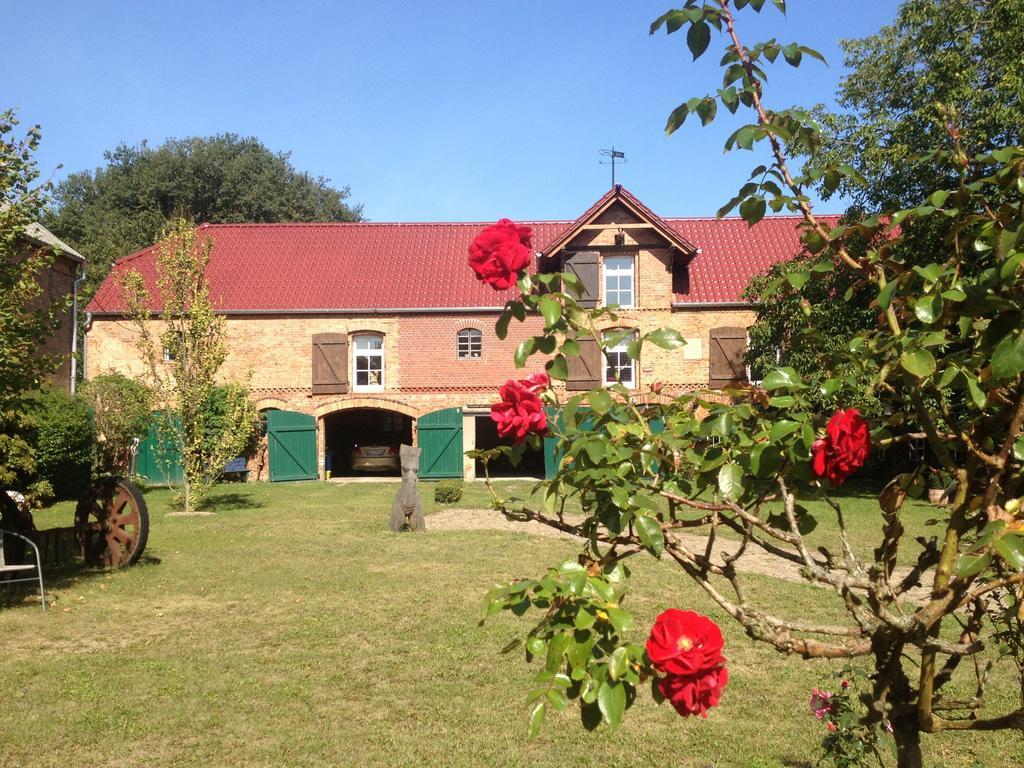 Pension Kunsthof Dahrenstedt Εξωτερικό φωτογραφία